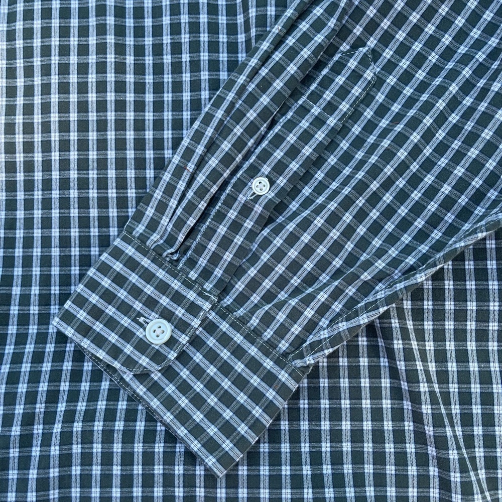 Izod Long Sleeve Button Front Shirt. Size 2X - Picture 7 of 12